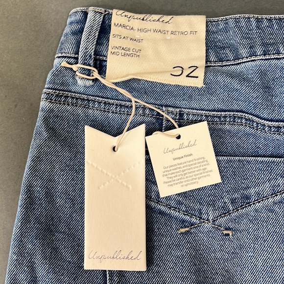 Womens Unpublished Marcia-High Waist Retro Fit Jean Shorts. Size 32 - Picture 4 of 4
